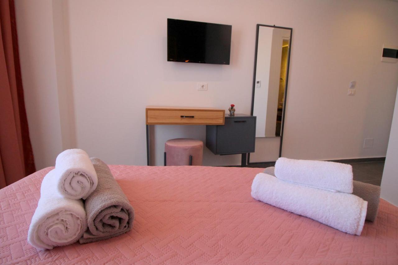 Hotel Blue Eye