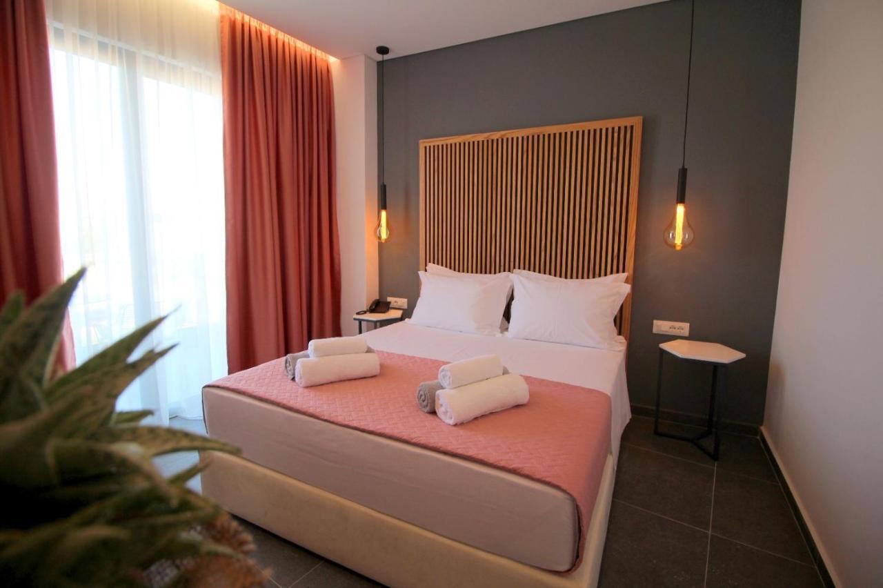 Hotel Blue Eye 4*
