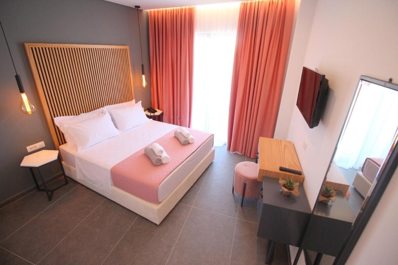 Blue Eye Hotel 4*